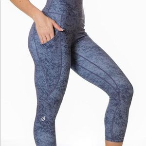 P’tula | Alainah III Mineral Blue | Size M